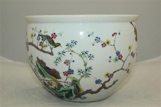A Chinese famille rose small goldfish bowl, late 19th / early 20th century, diam.22.5cm